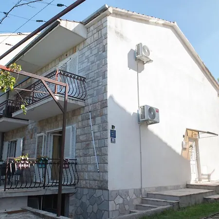 House With A Parking Space Podstrana, Split - 6044 Ferienhaus