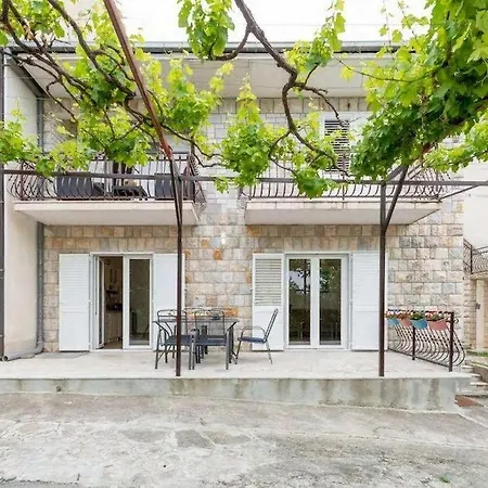 Tatil Evi House With A Parking Space Podstrana, Split - 6044